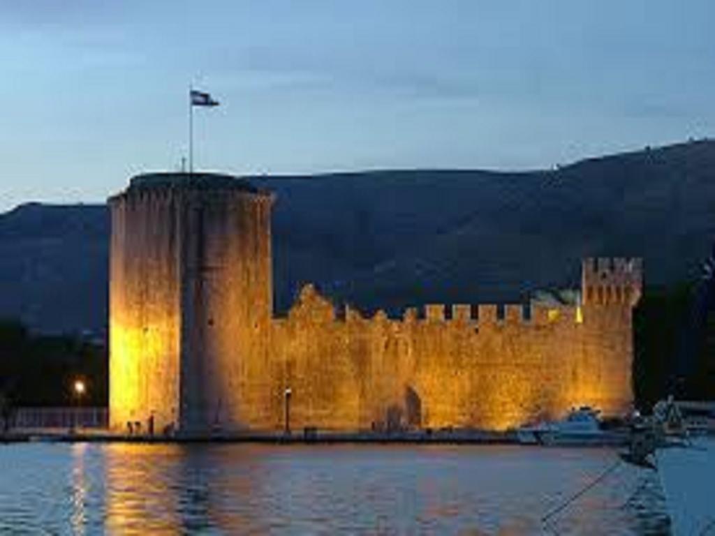 Apartment Marija Trogir Oda fotoğraf